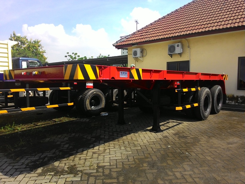 Ekor Trailer 20 Feet Lantai Murah PT. Bumidipta Nirwana